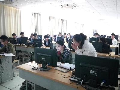 《二维基础设计2》课教学现场